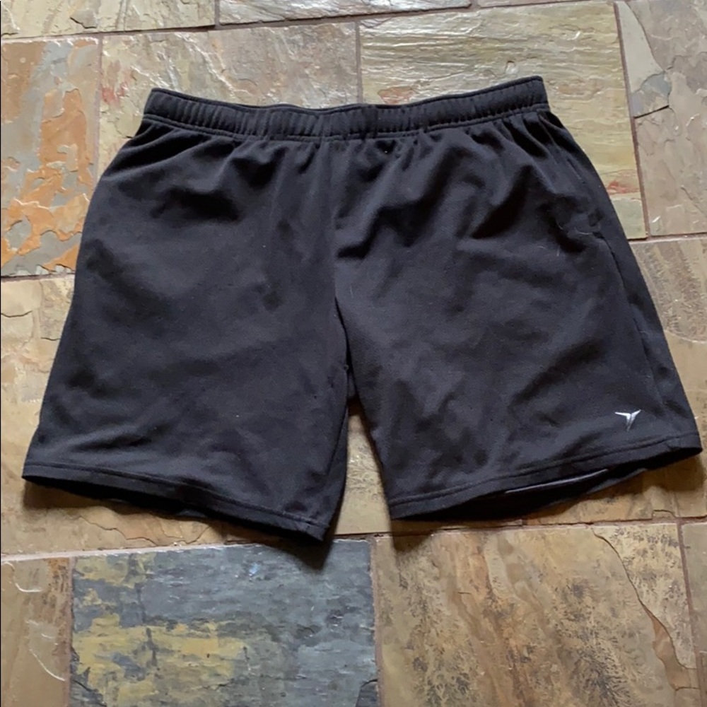 Old Navy dry-fit black shorts SIZE:XL